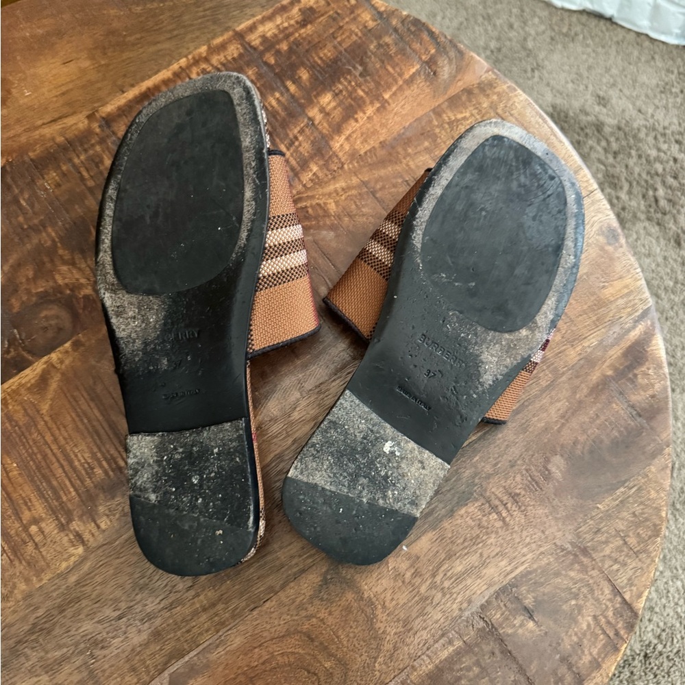 Burberry Wilma Check Flat Slide Sandals On Leather Size 37 - Picture 7 of 7
